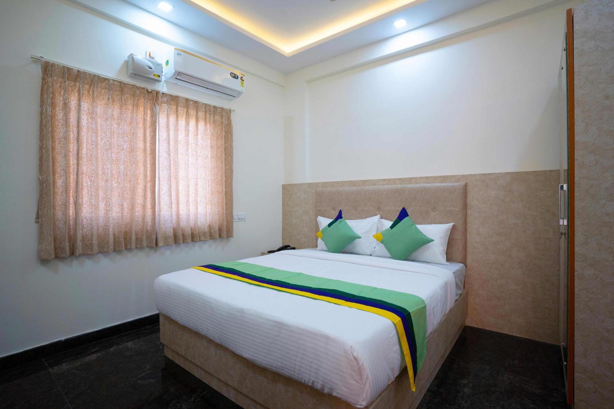 Treebo Galaxy Kings Suites, Hebbal 班加罗尔 外观 照片