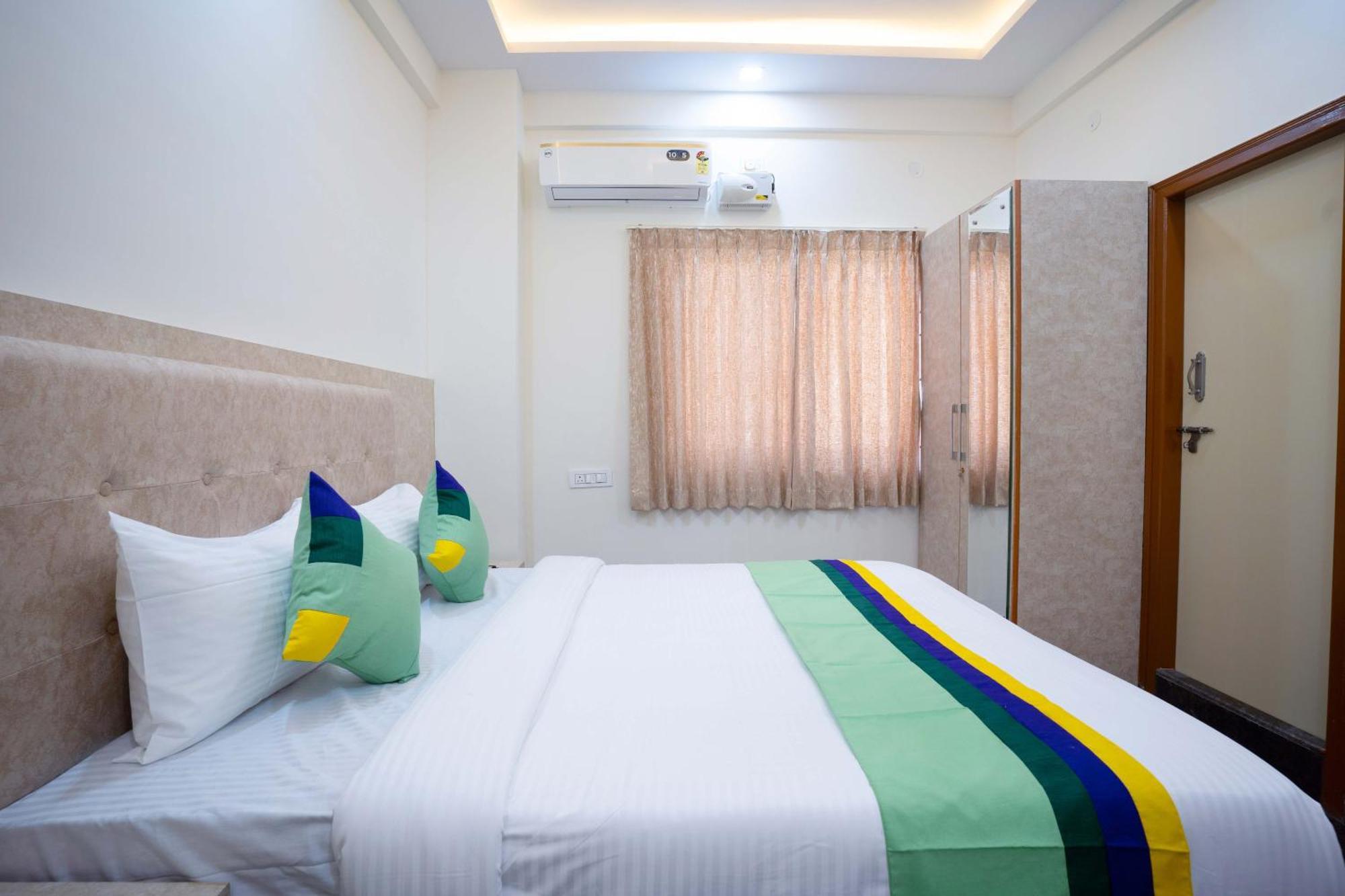 Treebo Galaxy Kings Suites, Hebbal 班加罗尔 外观 照片