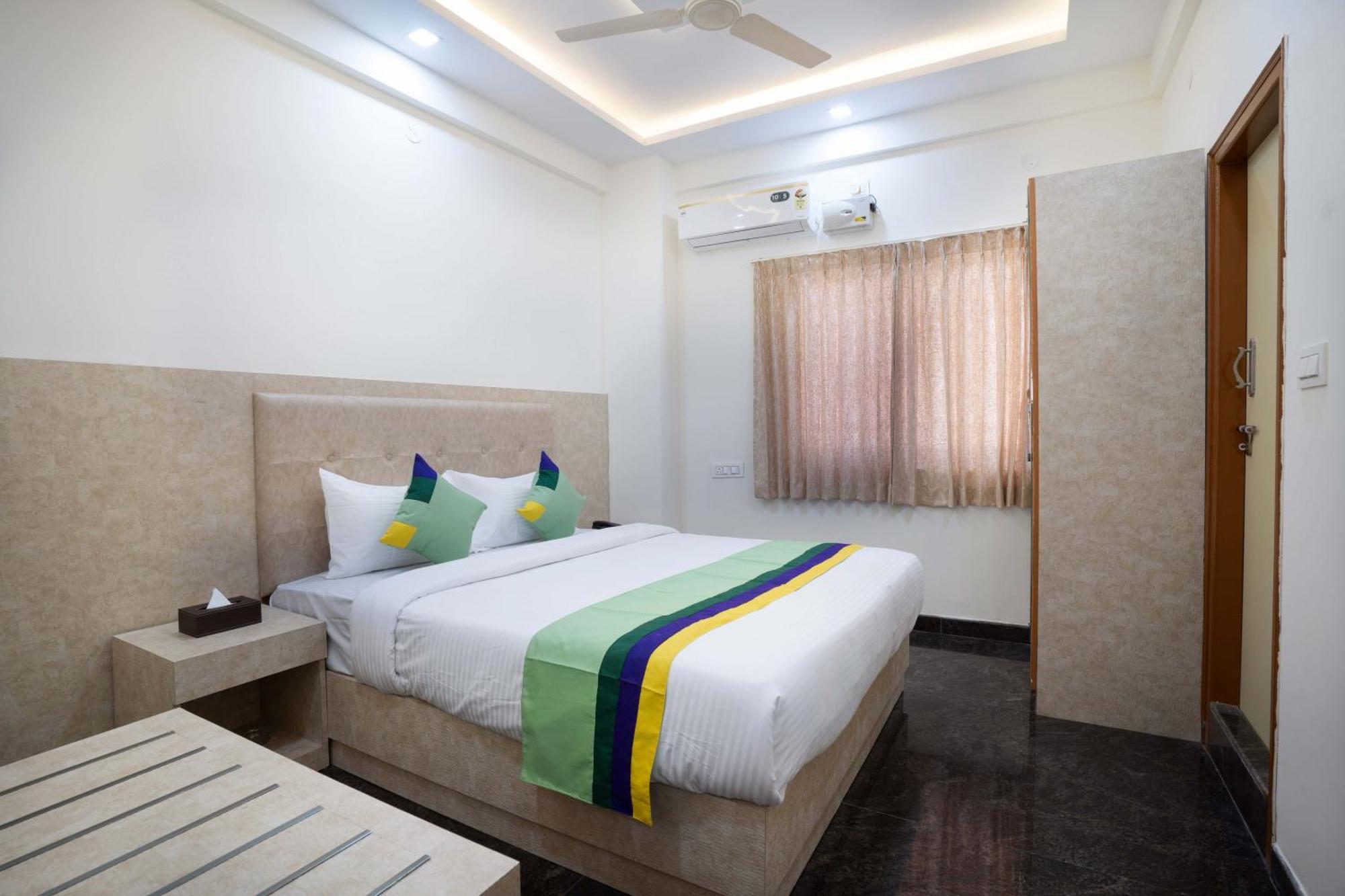 Treebo Galaxy Kings Suites, Hebbal 班加罗尔 外观 照片