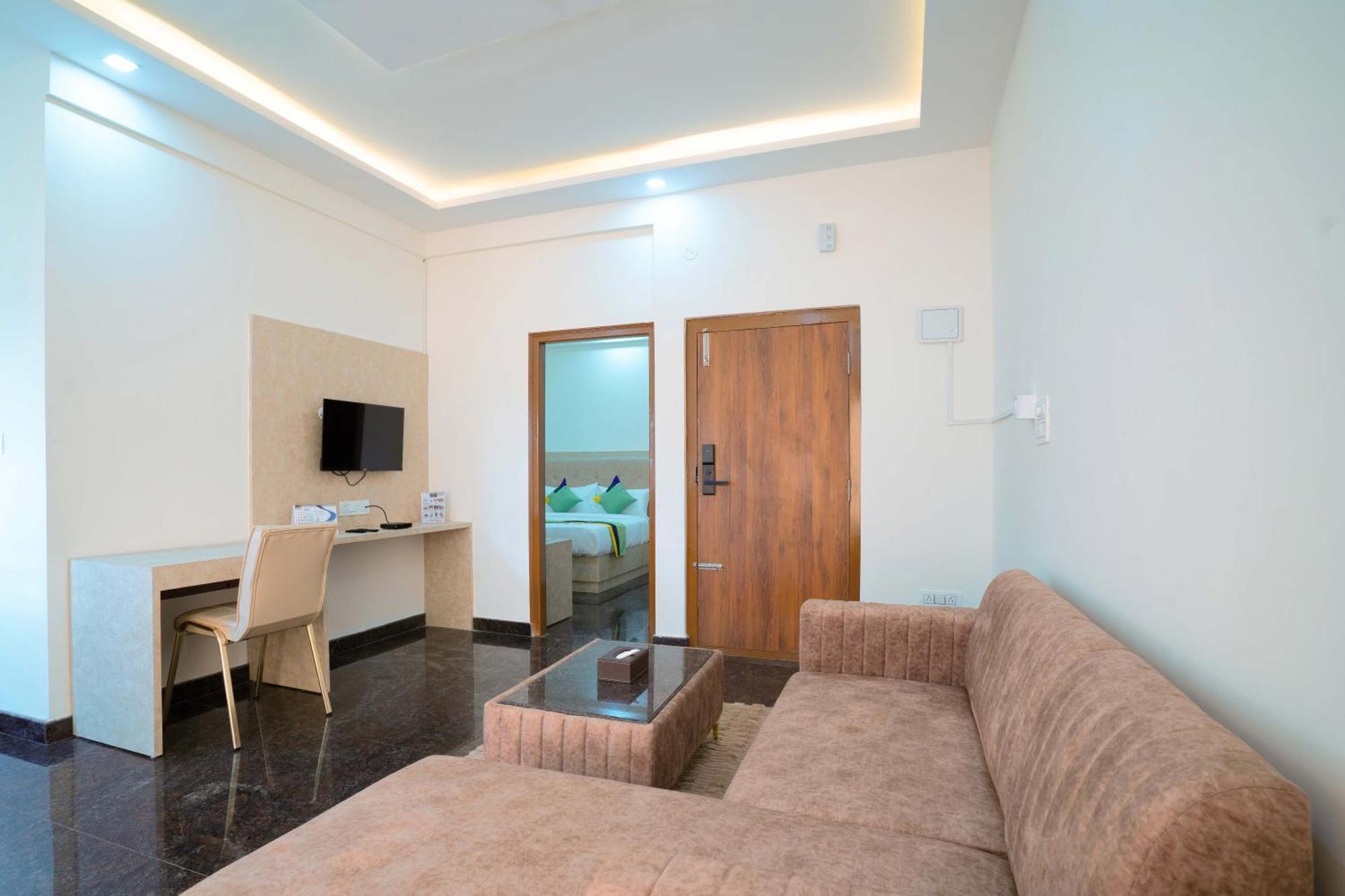 Treebo Galaxy Kings Suites, Hebbal 班加罗尔 外观 照片